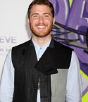Filename=Mike-Posner-Justin-Bieber-Believe-Movie-Premiere-Los-Angeles-12182013-29.jpg
Filesize=50KiB
Dimensions=500x750
Date added=Jan 27, 2014 Mike-Posner-Justin-Bieber-Believe-Movie-Premiere-Los-Angeles-12182013-29.jpg