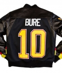 Filename=Mike-Posner-custom-jacket-2012-4b.jpg
Filesize=70KiB
Dimensions=750x572
Date added=Dec 31, 2011 Mike-Posner-custom-jacket-2012-4b.jpg