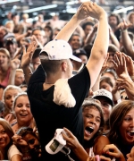 Filename=Mike2BPosner2BRollingStone2B71120102B013.jpg
Filesize=106KiB
Dimensions=600x500
Date added=Jun 30, 2011 Mike2BPosner2BRollingStone2B71120102B013.jpg