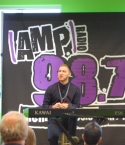 Filename=MikePosner-987AMPRadio-Detroit-07292013-12.jpg
Filesize=892KiB
Dimensions=1504x1000
Date added=Jul 31, 2013 MikePosner-987AMPRadio-Detroit-07292013-12.jpg