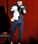 Filename=MikePosner-BelieveTour-Philadelphia-07172013-40.jpg
Filesize=83KiB
Dimensions=389x594
Date added=Jul 19, 2013 MikePosner-BelieveTour-Philadelphia-07172013-40.jpg