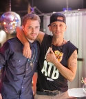 Filename=MikePosner-ClintonSparks-UVLove-videoshoot-03092014.jpg
Filesize=108KiB
Dimensions=640x640
Date added=Mar 28, 2014 MikePosner-ClintonSparks-UVLove-videoshoot-03092014.jpg