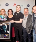 Filename=MikePosner-DoublePlatinum-Dec2010-02.jpg
Filesize=115KiB
Dimensions=1024x683
Date added=May 29, 2011 MikePosner-DoublePlatinum-Dec2010-02.jpg