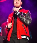 Filename=MikePosner-Manila-Glorietta-12092011-10.jpg
Filesize=740KiB
Dimensions=1063x1600
Date added=Apr 23, 2014 MikePosner-Manila-Glorietta-12092011-10.jpg