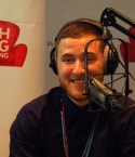 Filename=MikePosner-ZachSangAndTheGang-08052013-3.jpg
Filesize=114KiB
Dimensions=900x596
Date added=Aug 06, 2013 MikePosner-ZachSangAndTheGang-08052013-3.jpg
