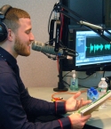 Filename=MikePosner-ZachSangAndTheGang-08052013-6.jpg
Filesize=137KiB
Dimensions=900x596
Date added=Aug 06, 2013 MikePosner-ZachSangAndTheGang-08052013-6.jpg