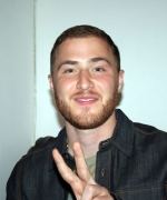 MikePosner-backstage-92_3NOW-OneNightStand-05012013.jpg