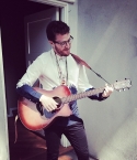 MikePosner-guitar-04052014.jpg