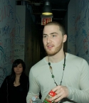 Filename=MikePosnerMusicChoice6.jpg
Filesize=63KiB
Dimensions=640x430
Date added=May 30, 2011 MikePosnerMusicChoice6.jpg