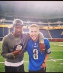 Filename=NateBurleson-MikePosner-FordField-09232013-1.jpg
Filesize=124KiB
Dimensions=612x612
Date added=Sep 25, 2013 NateBurleson-MikePosner-FordField-09232013-1.jpg