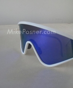 Filename=WhiteBlueEyeshade.jpg
Filesize=105KiB
Dimensions=635x477
Date added=Dec 10, 2011 WhiteBlueEyeshade.jpg