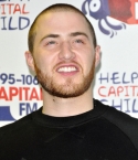 mike-posner-backstage-at-the-2011-summertime-ball-5.jpg
