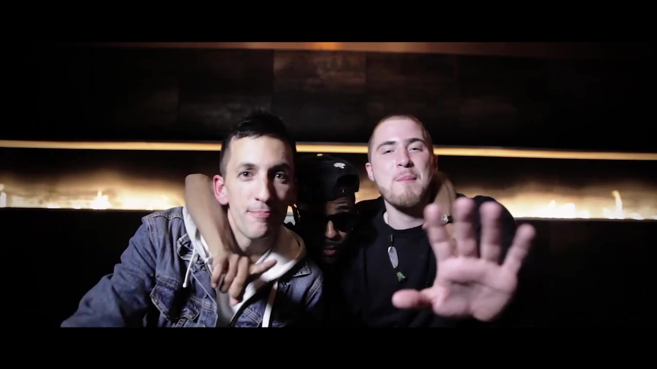 Clinton_Sparks_Ambiguous_ft__Mike_Posner___Big_SeanOfficial_Music_Video_-_YouTube_075.jpg