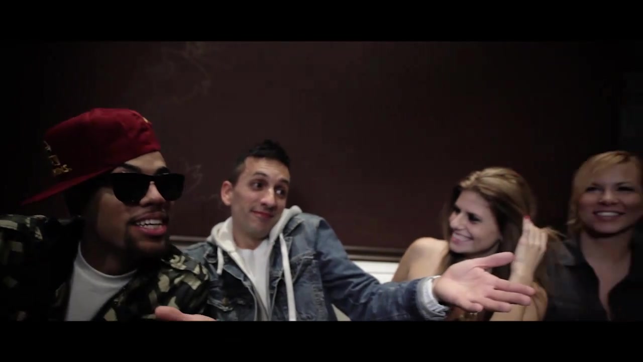 Clinton_Sparks_Ambiguous_ft__Mike_Posner___Big_SeanOfficial_Music_Video_-_YouTube_112.jpg