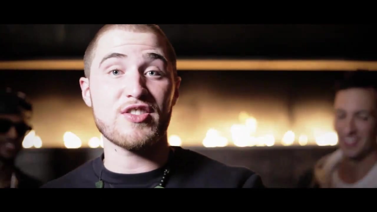 Clinton_Sparks_Ambiguous_ft__Mike_Posner___Big_SeanOfficial_Music_Video_-_YouTube_142.jpg