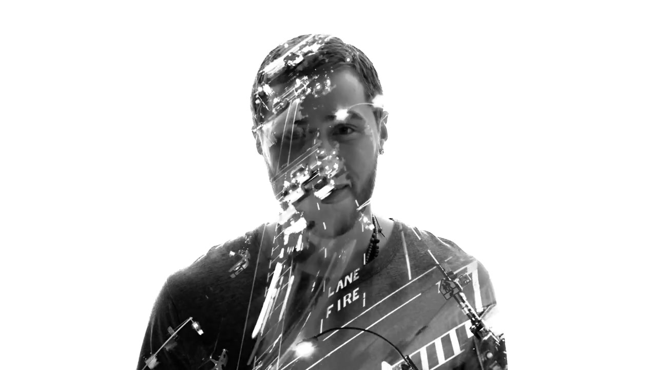 Mike_Posner_-_My_Light_28Official_Video29_387.jpg