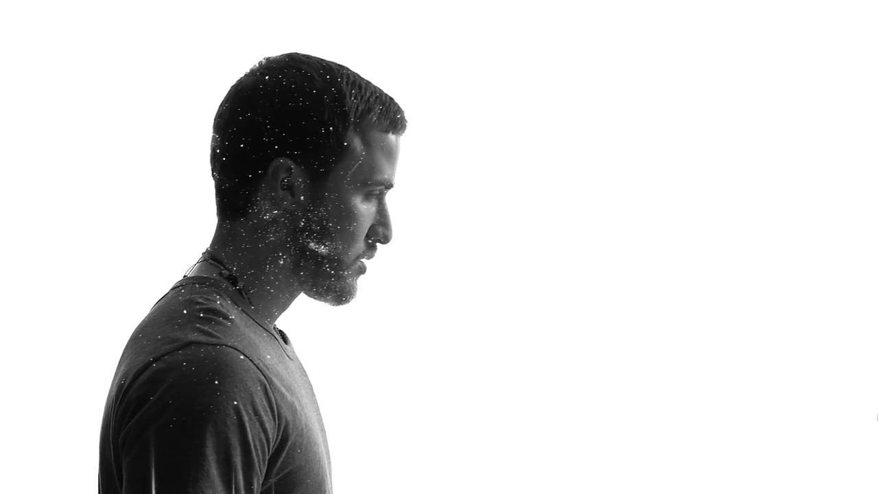 Mike_Posner_-_My_Light_28Official_Video29_469.jpg
